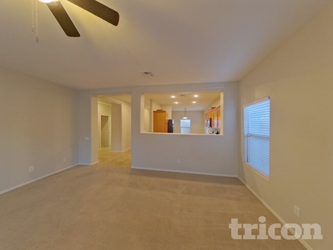 Photo - 42756 W Elizabeth Ave