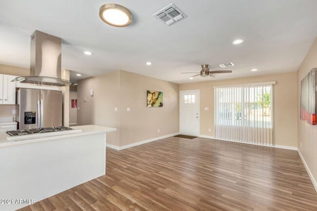 Photo - 7361 W Shangri La Rd House