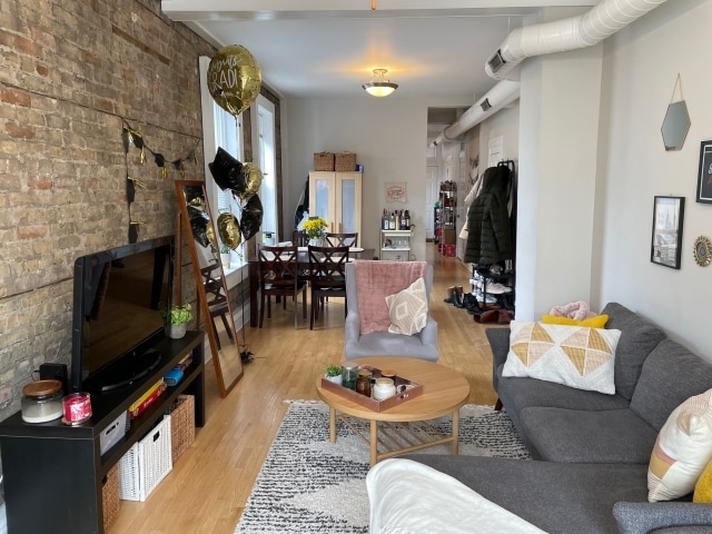 Photo - 1746 W Beach Ave Unit 2F