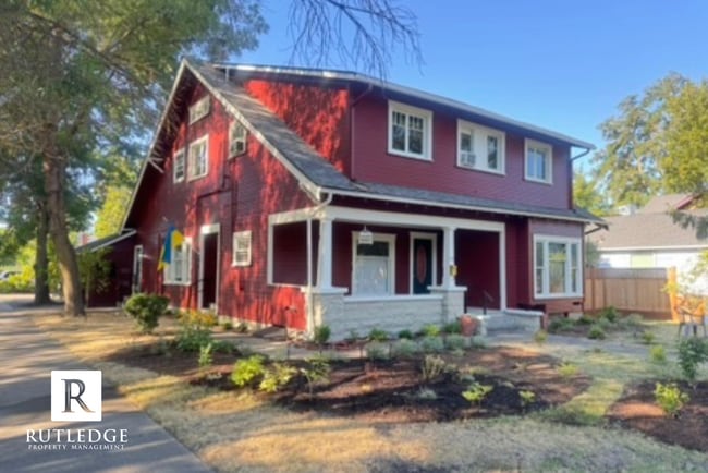 Building Photo - 10 Willamette Ave