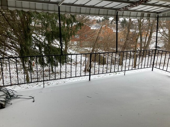 Photo - 2313 Vodeli St