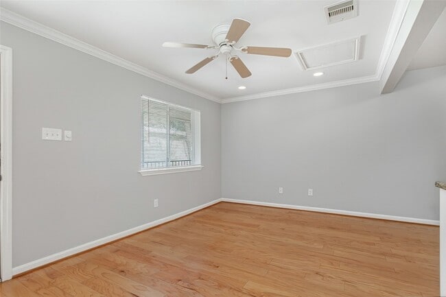 Photo - 4931 Junius St Unidad 8