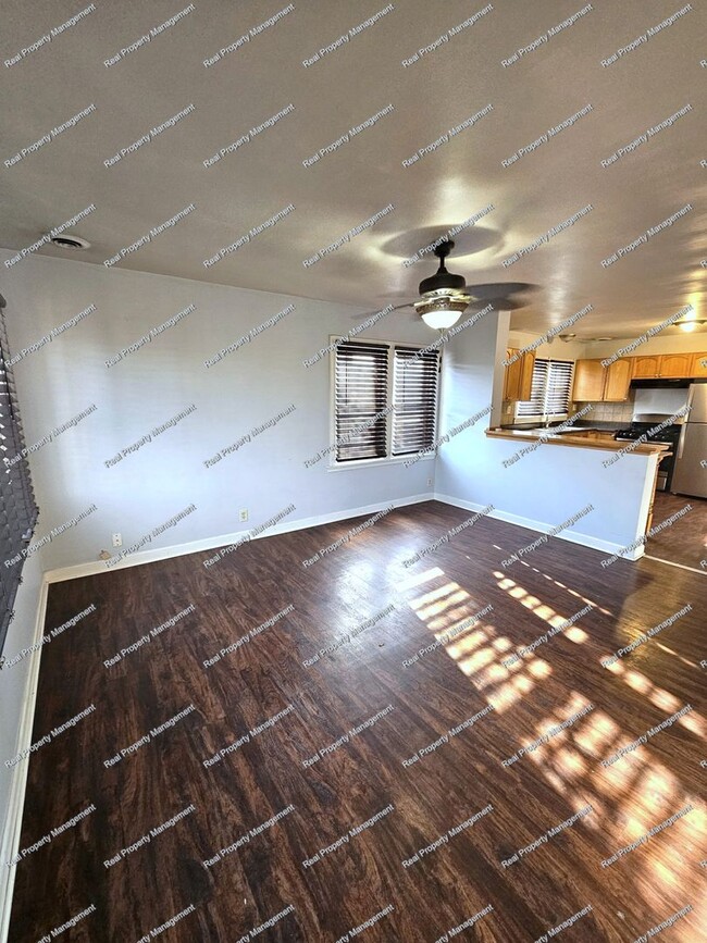 Photo - Three Bedroom Ranch located in Hobart!