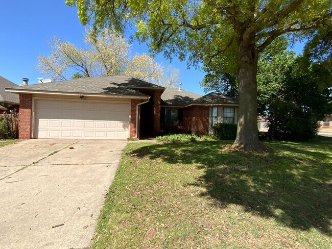 3 bedroom 2 bath - Edmond Schools - 3 bedroom 2 bath - Edmond Schools