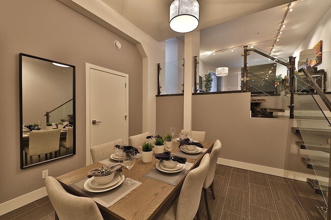 Photo - 10154-10103 103 St NW Unit SI FL2-ID1438803P