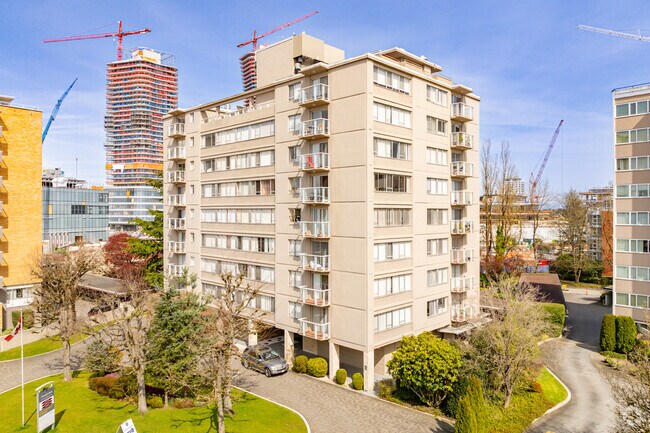 Photo - Shannon Tower