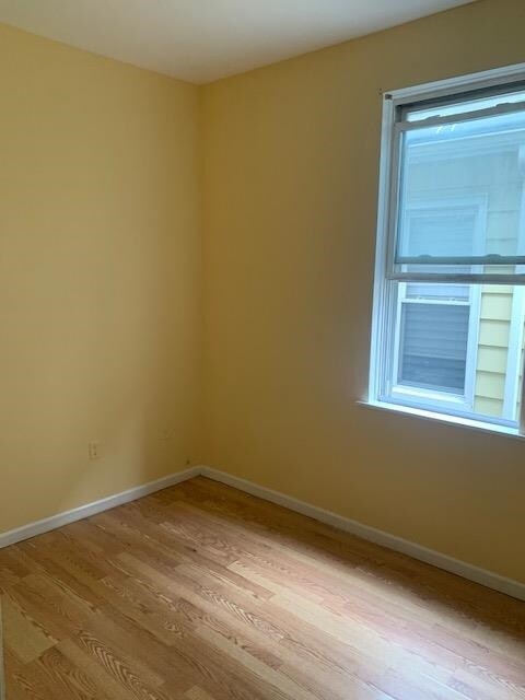 Photo - 122 W 15th St Unidad 2