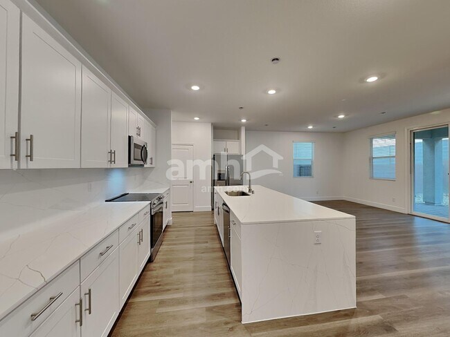 Photo - 8365 Flagpole Loop Ave