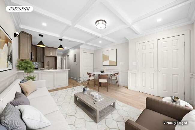 Building Photo - 933 Greene Ave