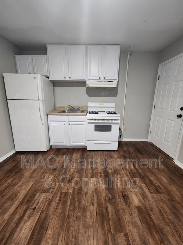Photo - 1325 Virginia Ave Unit A23