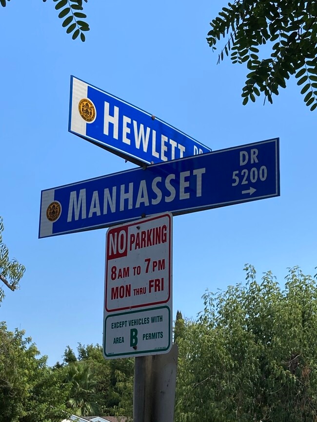 Photo - 5296 Manhasset Dr