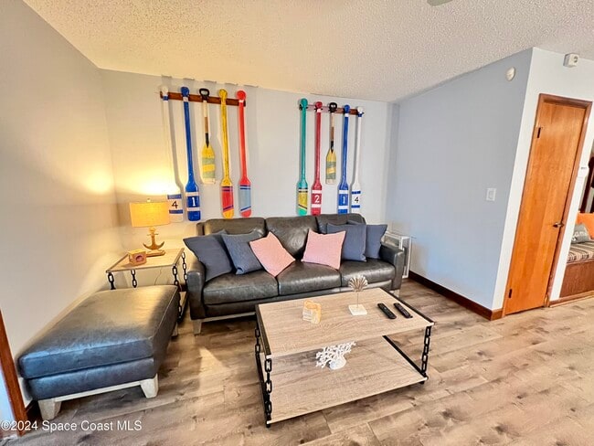 Photo - 416 Sailfish Ave