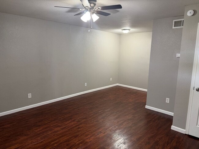 357 NW Newton Dr Unidad 11