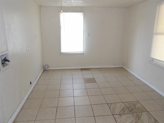 Photo - 2015 SW Jefferson Ave