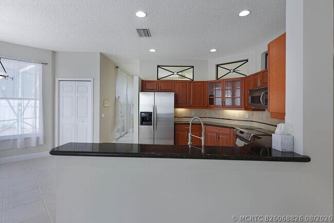 Photo - 7259 Norwich Ln