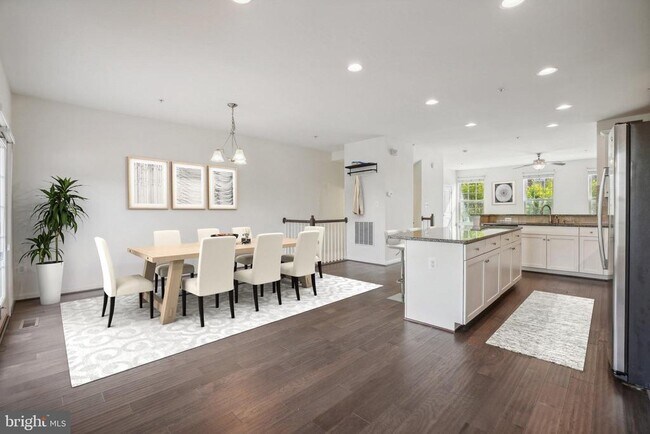 Photo - 14403 Sandy Ridge Ln