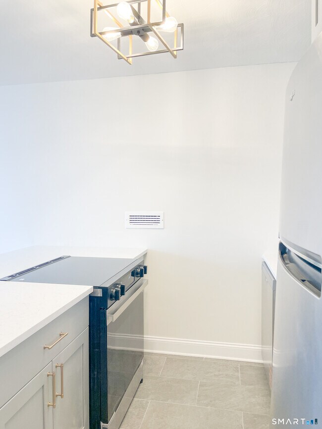 Photo - 87 Glenbrook Rd Unidad APT 4G