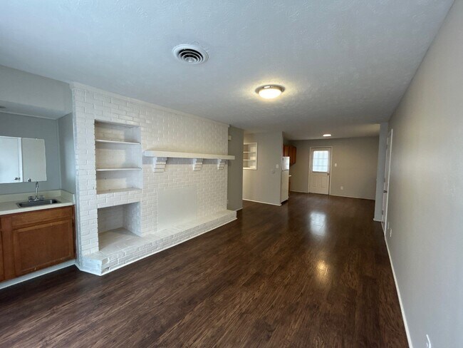 Photo - 263 Tinker Hill Cv Unit C