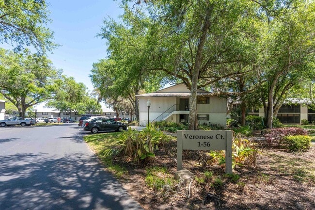 Building Photo - 54 Veronese Ct