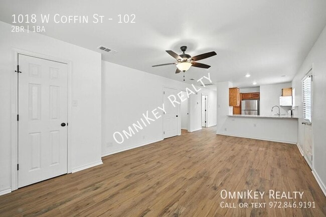 Photo - 1018 W Coffin St Unidad 102