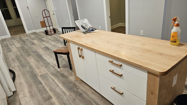 Photo - 862 River St Townhome