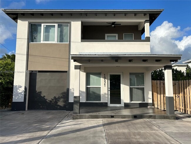 Building Photo - 10521 SW 180th St Rental