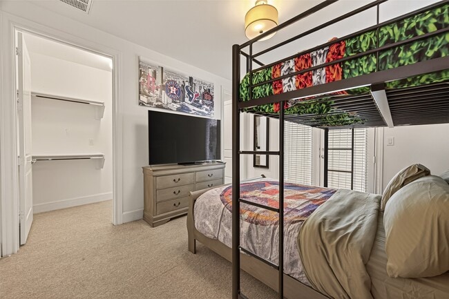 Photo - 2506 McKinney St