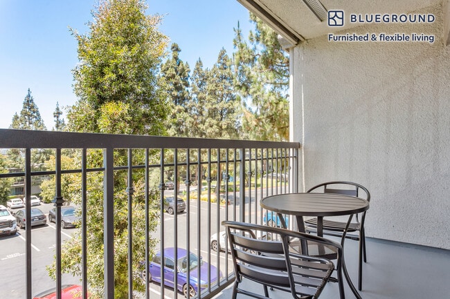 Photo - 3654 Barham Blvd Unidad FL3-ID1380