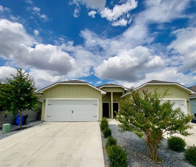 Luxury 3/2 Duplex Navarro ISD Rent Ready T... - Luxury 3/2 Duplex Navarro ISD Rent Ready T... Townhome