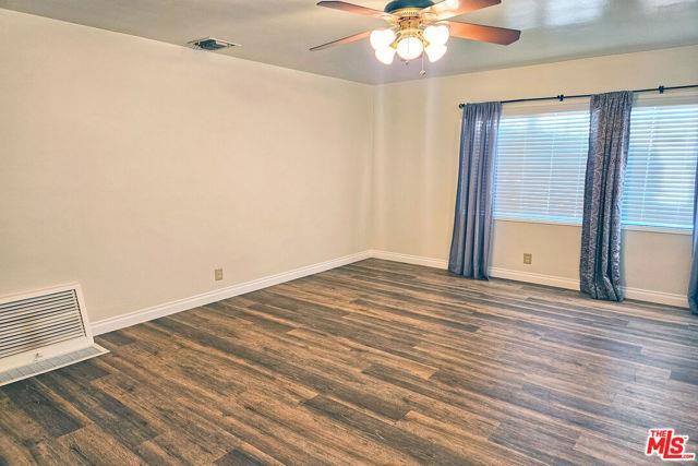 Photo - 9966 Glencrest Dr