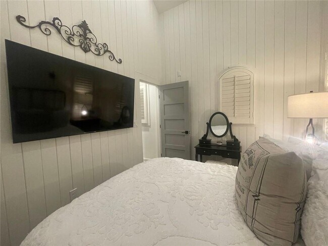 Photo - 155 Central Ave