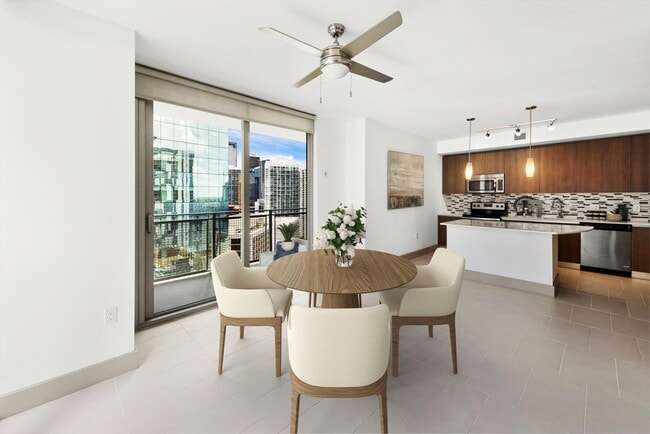 Photo - Monarc at Met