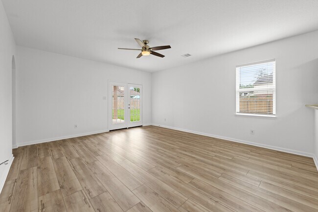 12059 Powderhorn Ln