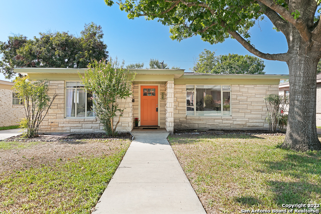 Building Photo - 534 Cosgrove St Rental