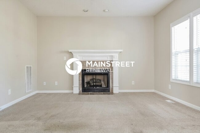 Photo - 4 Bedroom Pet-Friendly Home in Smithfield, NC with Main Street Renewal