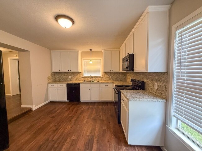 Photo - 3604 Torrence St