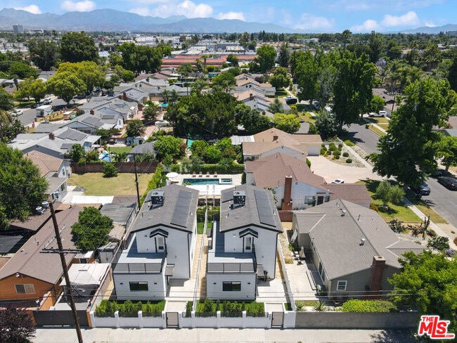 Photo - 7642 Orion Ave