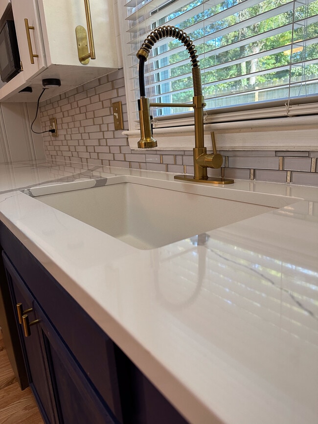 Photo - 5221 Greenbrook Dr