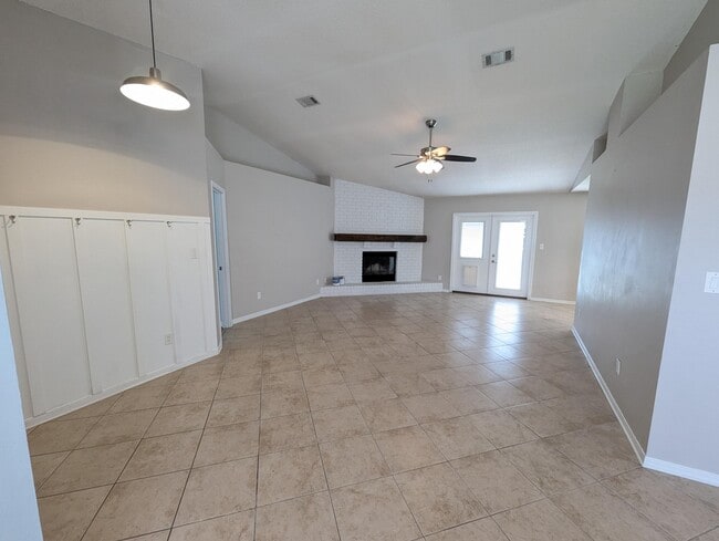 Photo - 9516 Brentwood Blvd
