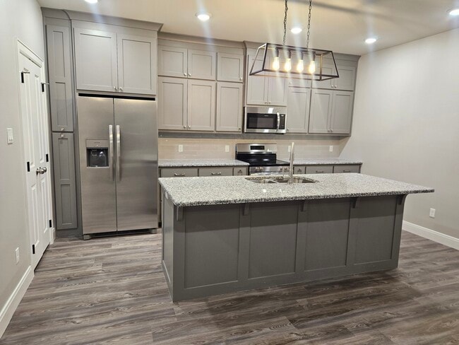 Photo - 514 E Chase St