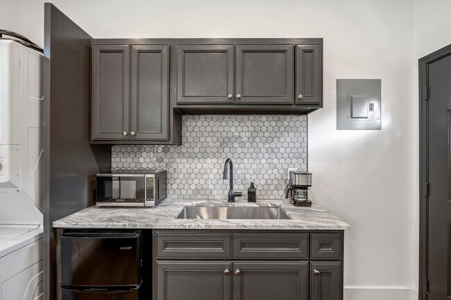 Photo - 5512 Texas St Unit 3