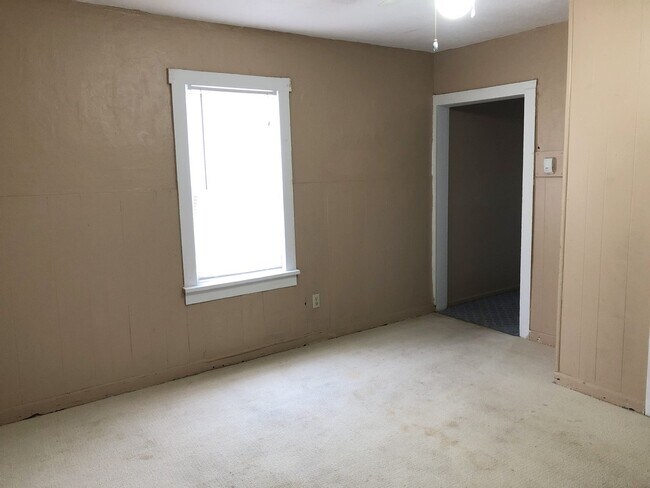 Photo - 708 N Severance St - Compact Two Bedroom h...