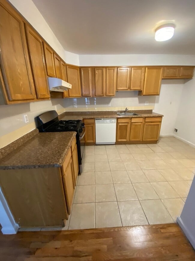 Photo - 225 Belvidere Ave