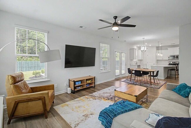 Photo - Buckhead East