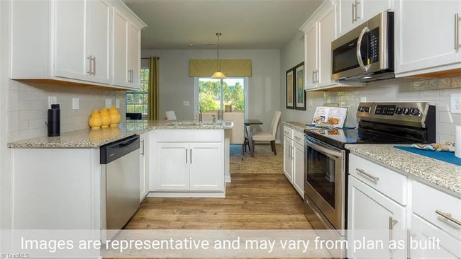 Photo - 3696 Waterford Oak Ct