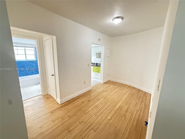 Photo - 6930 Rue Vendome Unidad 3