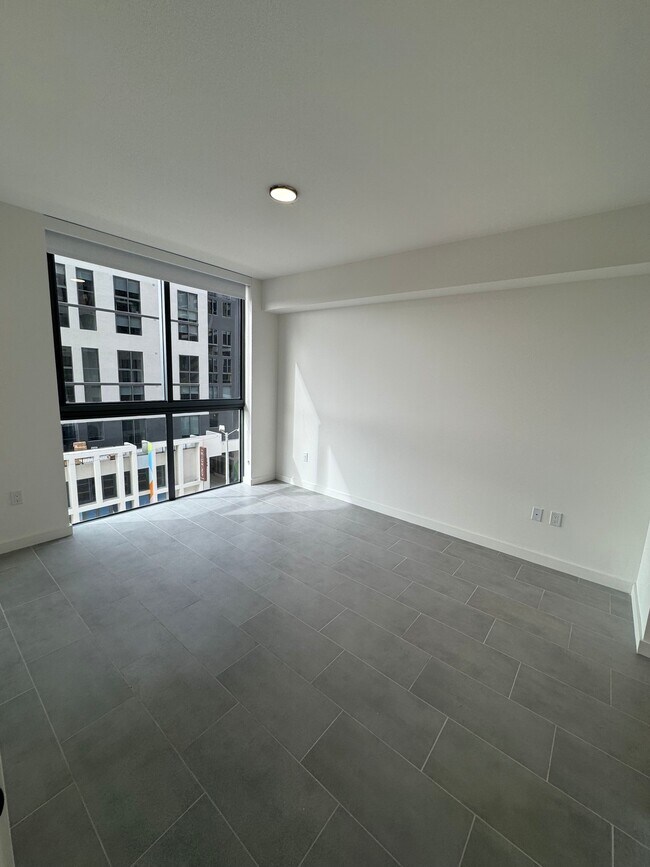 Photo - 25 NW 23rd St Unit B1