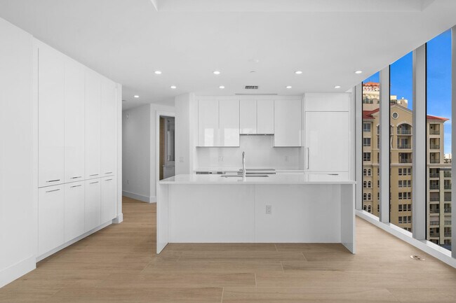 Photo - 153 N Seabreeze Blvd Unit 1005-S