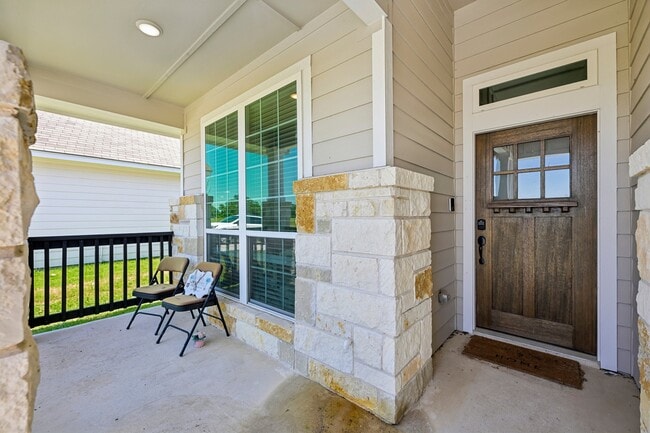 Photo - 716 Killam Dr