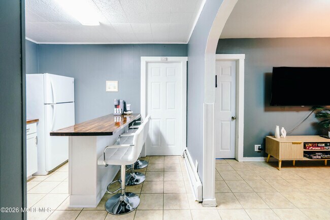 Photo - 13 Decatur Ave Unit C